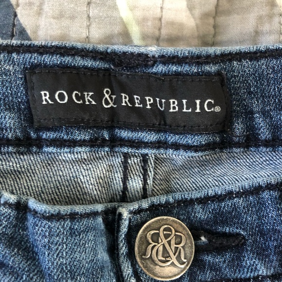Rock & Republic raw hem jeans 👖 Size 6 - Picture 2 of 6